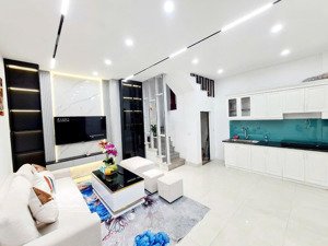 chính chủ bán nhà la nội-dương nội-hà đông, full nội thất về ở ngay, ngõ nông, gần ô tô, 42m*4t 6tỷ