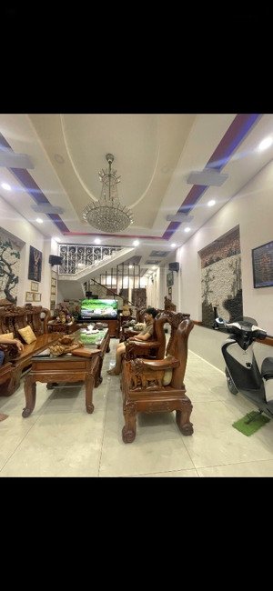 bán nhà riêng đường 10, 4pn, 4wc, 102m2, chỉ với 12 tỷ tại bình tân, hcm