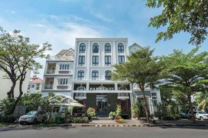 bán tòa nhà mặt tiền khu nam thông - quận 7-( 12x18)- hầm 5 tầng -hdt 11.500$- bán 110 tỷ