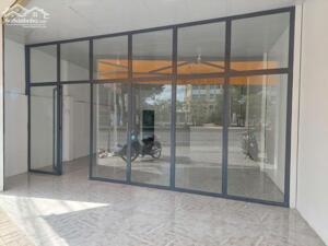 Cho thuê nhà 150m2 mặt tiền Đồng Văn Cống,TP Bến Tre.Gía 8 triệu