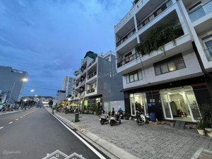 bán nhà mặt phố tại phú mỹ, q7, hcm giá cực chất 21,5 tỷ, 126m2