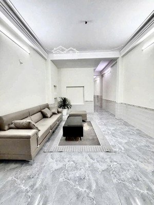 cần bán nhà mặt tiền kinh doanh thạnh lộc ngã tư ga kề bên gò vấp