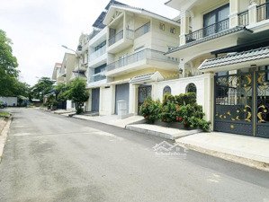 không kén khách trung - cho thuê biệt thự 90tr - 5pn 4wc - hầm, trệt, 2 lầu, sân thượng - full nt