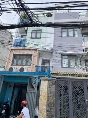 nhà 4 tầng đẹp lung linh xe hơi ngủ trong nhà p. phú mỹ q.7 giá chỉ 7,45 tỷ