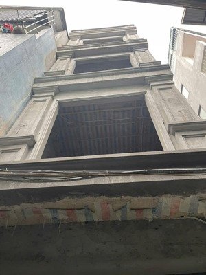 nhà 33m2 x 6 tầng tây mỗ, tháng máy, ngõ thông thoáng, ô tô đỗ cửa, giá 7.9 tỷ, lh 