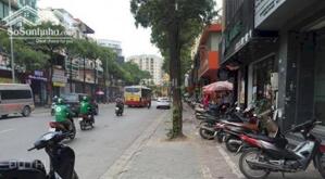 CHÍNH CHỦ CẦN BÁN TÒA NHÀ VP 10 TẦNG MỚI XÂY CÓ HẦM MẶT ĐƯỜNG PHỐ ĐỘI CẤN BA ĐÌNH . Nhà ( MẶT PHỐ ĐẠI YÊN THÔNG LÊN NGỌC HÀ) diện tích 90 m2 giá 62,5 tỷ