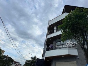 nhà góc 2 mt ngay ngã tư đường nguyễn quý cảnh + song hành