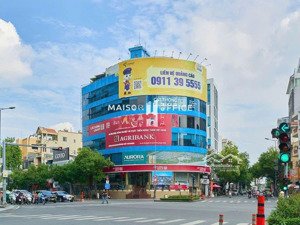 giảm 6 tỷ siêu phẩm góc 2mt âu cơ dt: 18x9m hđt: 180tr/tháng giá: 39 tỷ