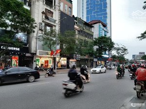 bán nhà - mặt phố lô góc - thái hà, 32m2 * 4tầng kinh doanh, dòng tiền 750 triệu/năm, giá 20 tỷ.