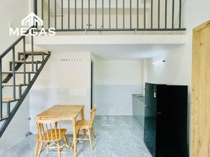 phòng rộng gác cao giá rẻ full nội thất ngay vincom lê văn viêt - ngã tư thủ đức