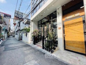 bán toà căn hộ dịch vụ ngọc thuỵ -long biên -7tầng thang máy - dòng tiền 1 tỷ/năm - 135 m2