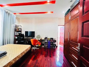 hiếm ! bán nhà trần duy hưng, cầu giấy, 30m ra phố, ngõ thông thoáng, tặng nội thất 51.5m 5 tầng