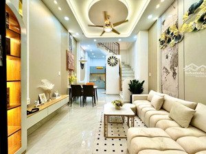 bán nhà mới xây giá rẻ chỉ hơn 5 tỷ - 4 tầng tặng nội thất-ngay mặt tiền vạn kiếp, p.3, bình thạnh