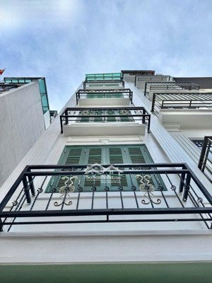 bán nhà phú đô, gần svđ mỹ đình, dt 51m2 nhà 4 tầng dân xây chắc chắn giá chỉ 8 tỷ 9.