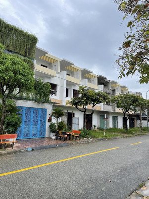 nhà thô 2 tầng đường nguyễn văn nguyễn p.long tâm bà rịa 110m2 sổ hoàn công giá 3 tỷ 600