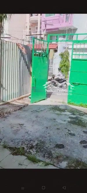 bán kho xưởng mặt tiền đường , dt siêu to khổng lồ , 621m2 , xưởng cấp 4 , tiện xây mới - khu víp