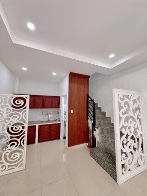 bán nhà 24m2 tại hẻm 1206/37/14b huỳnh tấn phát, quận 7