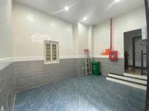 hấp dẫn : bán nhà dòng tiền quận thanh xuân 480tr/ năm .giá chỉ 8,6ty .