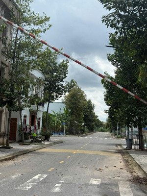 đất mt kinh doanh đường 20m, 104m2, 5x21, kdc tân long 1, gpxd 3 tầng, chỉ 2.1 tỷ (tl)