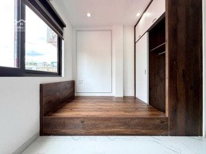 bán nhà dòng tiền tốt, tính thanh khoản cao phố cầu giấy, đầy đủ pccc và gpxd. diện tích 42m2