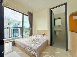 phòng full nội thất ban công cách etown cộng hòa 10 phút chạy xe_gần etown cộng hòa_go trường chinh