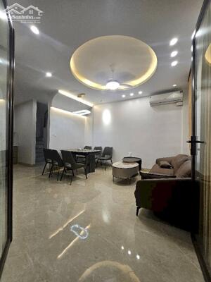 LÔ GÓC TRẦN DUY HƯNG - 35M2 OTO - 5 TẦNG - NHỈN 8 TỶ - MUA VỀ Ở NGAY