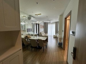 siêu hiếm ! 2n2wc 63m2 pavilion toà p3 premium, đồ mới, sẵn dòng tiền 9tr