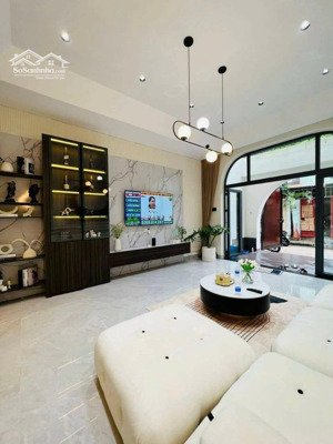 nhà đẹp ở ngay xe hơi đậu trong nhà 4pn, 5wc gần cầu tham lương giá tốt chỉ 9.9 tỷ!