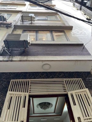 chính chủ bán nhà đẹp đường giải phóng gần cầu vượt vọng nhà 5 tầng, mặt tiền 5m giá chỉ nhỉnh 9