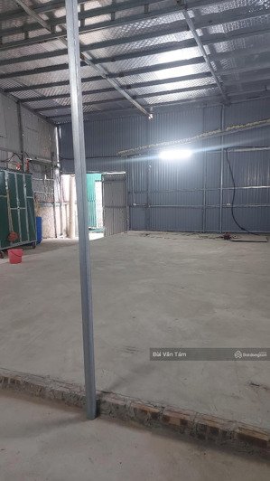 cho thuê kho thịnh liệt hoàng mai đt:400m2 xe công đỗ cửa