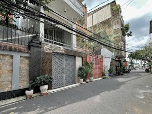 2 mặt tiền - phú nhuận - hẻm ô tô trải nhựa - 70m2 (nở hậu 5.7 x 15)