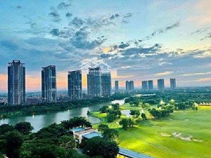 mời thuê căn hộ 3pn 2wc 105m2 đủ đồ view ôm trọn sân golf toà lake 1.hl ạ