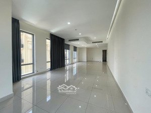 cho thuê văn phòng 73m giá 27tr tại golden king số 15 nguyễn lương bằng phường tân phú quận 7.