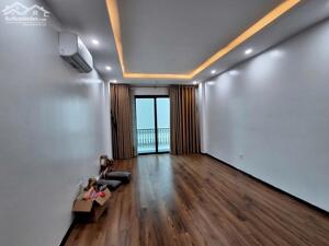 NHÀ ĐẸP FULL NỘI THẤT Ô TÔ ĐỖ CỬA- KINH DOANH KHU PHÂN LÔ QĐ 918 PHÚC ĐỒNG 40M2 X 6 TẦNG 13.5 TỶ.