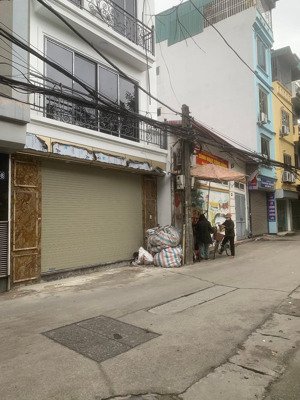 bán nhà ngõ quỳnh hai bà trưng, măt ngõ ô tô, kinh doanh các loại, măt tiền rộng 5m.