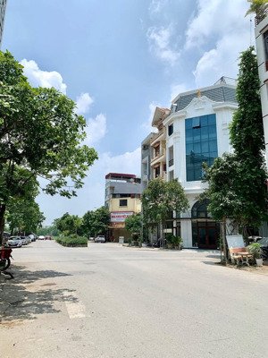 nhà khu đấu giá mậu lương, kiến hưng, phân lô, vỉa hè, 3 ô tô tránh, 60m2, 5 tầng, mt 5m, 15 tỷ 6