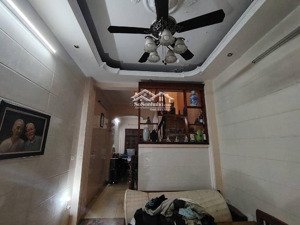 nguyễn văn cừ nhà dân xây chắc chắn, vị trí cực đẹp! diện tích: 62m2, mặt tiền 4,3m