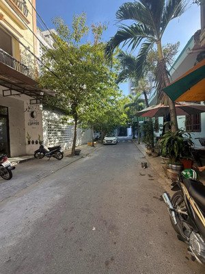 siêu phẩm tòa căn hộ 18 phòng mt mỹ đa đông gần biển gần phố tây