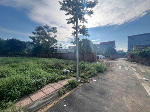 bán gấp lô 157.4m, lô góc tiến xuân.gần cổng đh quốc gia, ga metro, đl thăng long. giá chỉ 25tr/m