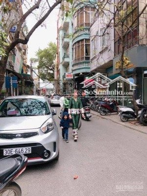 giá bán nhanh gọn chỉ 28,8 tỷ - siêu phẩm cầu giấy - phân lô - diện tích: 58/65 mét xây 7 tầng