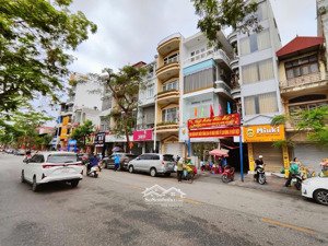 bán nhà mặt đường nguyễn đức cảnh mặt tiền rộng, 133m2 - mt 5,1m - giá : 38,5 tỷ