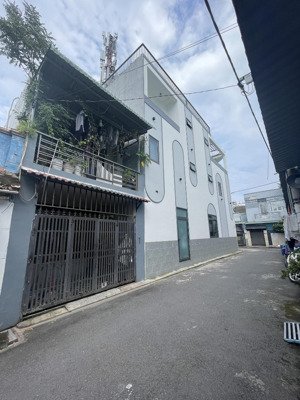 nhà hxh đỗ cửa - chính chủ xây chắc chắn - 60m2 - chỉ nhỉnh 5 tỷ