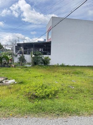 cần bán 2lô đất thổ cư 208m2(10x20.8) xã thái mỹ giá 1tỷ280. sổ hồng riêng, bank cho vay 800tr