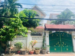 giảm 10 tỷ cần bán - biệt thự thảo điền, có thang máy. mt ngô quang huy. 9x23m, 203m2. đông nam.