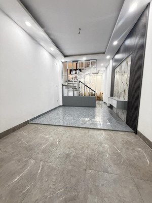 kim mã, dân xây, nhà đẹp ở luôn, ngõ 3 gác thông, trước nhà thoáng, 60m ra phố, 37m2*5t
