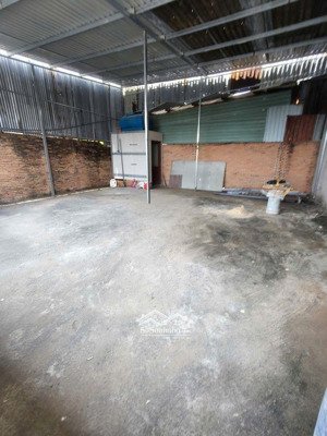 bán xưởng đường trịnh thị miếng gần ngã năm hóc môn