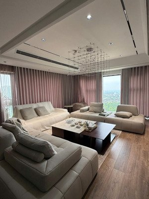 bán căn hộ aquabay 158m2 hướng đông nam view hồ, giá 9.x tỷ bao phí, lh: zalo)