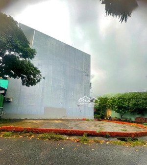 lô đất 3 mặt tiền đường xe hơi sau lưng đại học văn hóa cơ sở 2 quận 9 cũ