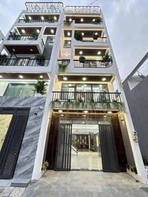 7tỷ450 nhà mới full nội thất thạnh xuân 25, quận 12. dt:5x16 1tr 1l 3l có ô chờ thang máy, gara ôtô