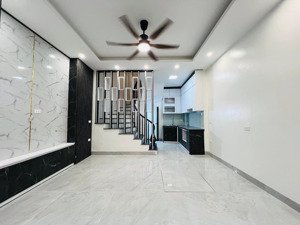 bán nhà hai bà trưng ba gác đỗ cửa nhà mới giá hạt dẻ ngay cạnh times city vị trí miễn chê tiêu chí